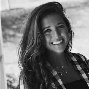 Meet your Posher, Sara fran